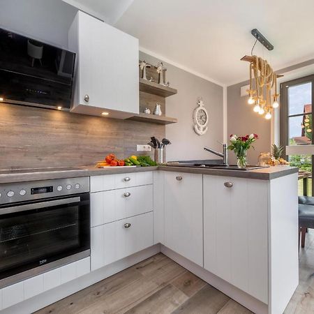 Achterliek Appartement Zingst Buitenkant foto